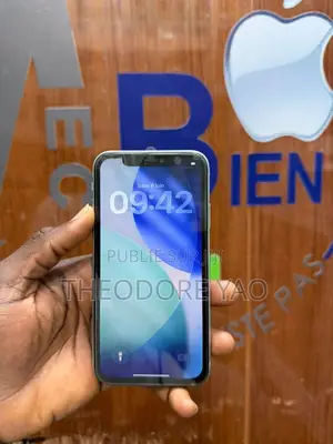 Nouveau Apple iPhone 11 64 GB Vert