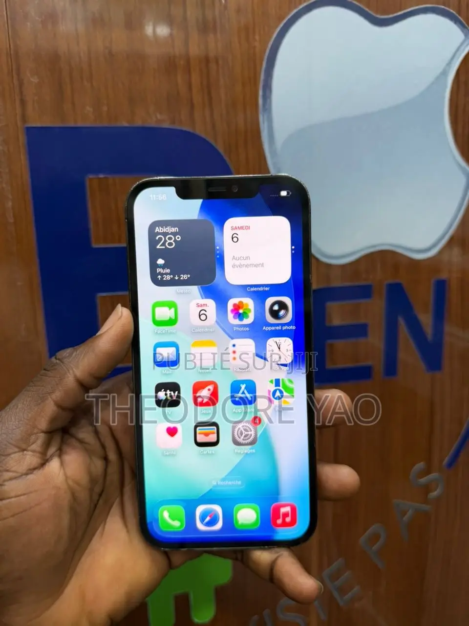 Nouveau Apple iPhone 12 Pro Max 128 GB Noir