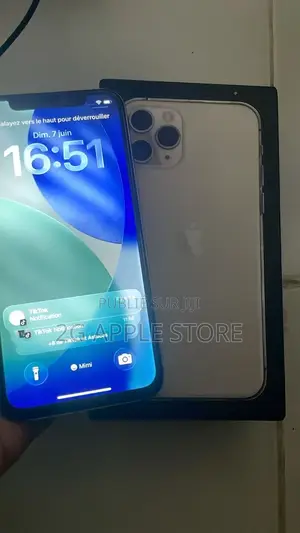Nouveau Apple iPhone 11 Pro 64 GB Doré