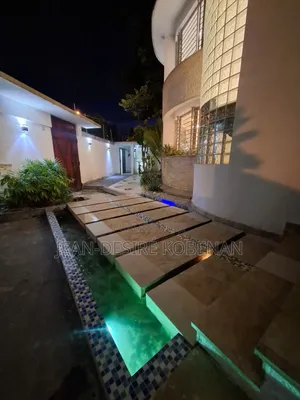 6chbre Duplex dans Alya Immo, Cocody à Louer