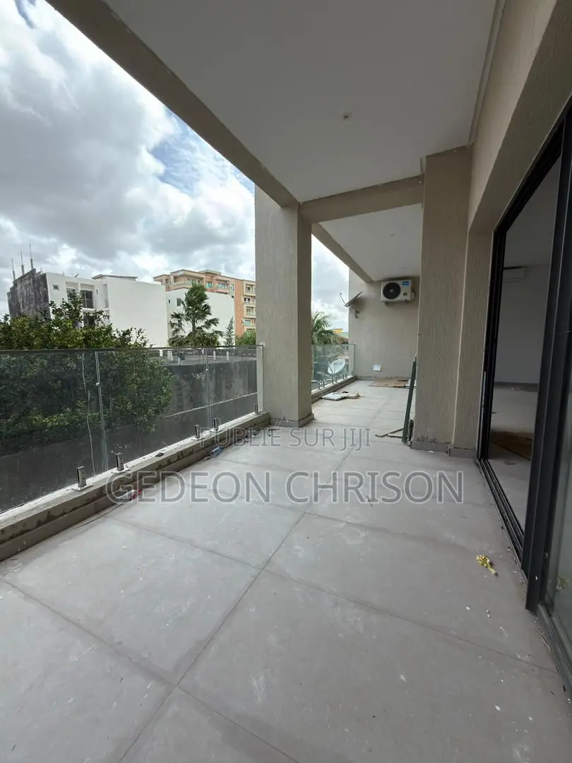 2chbre Appartement dans Cocody à Louer