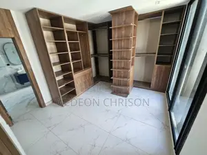 5chbre Villa dans Cocody à Louer