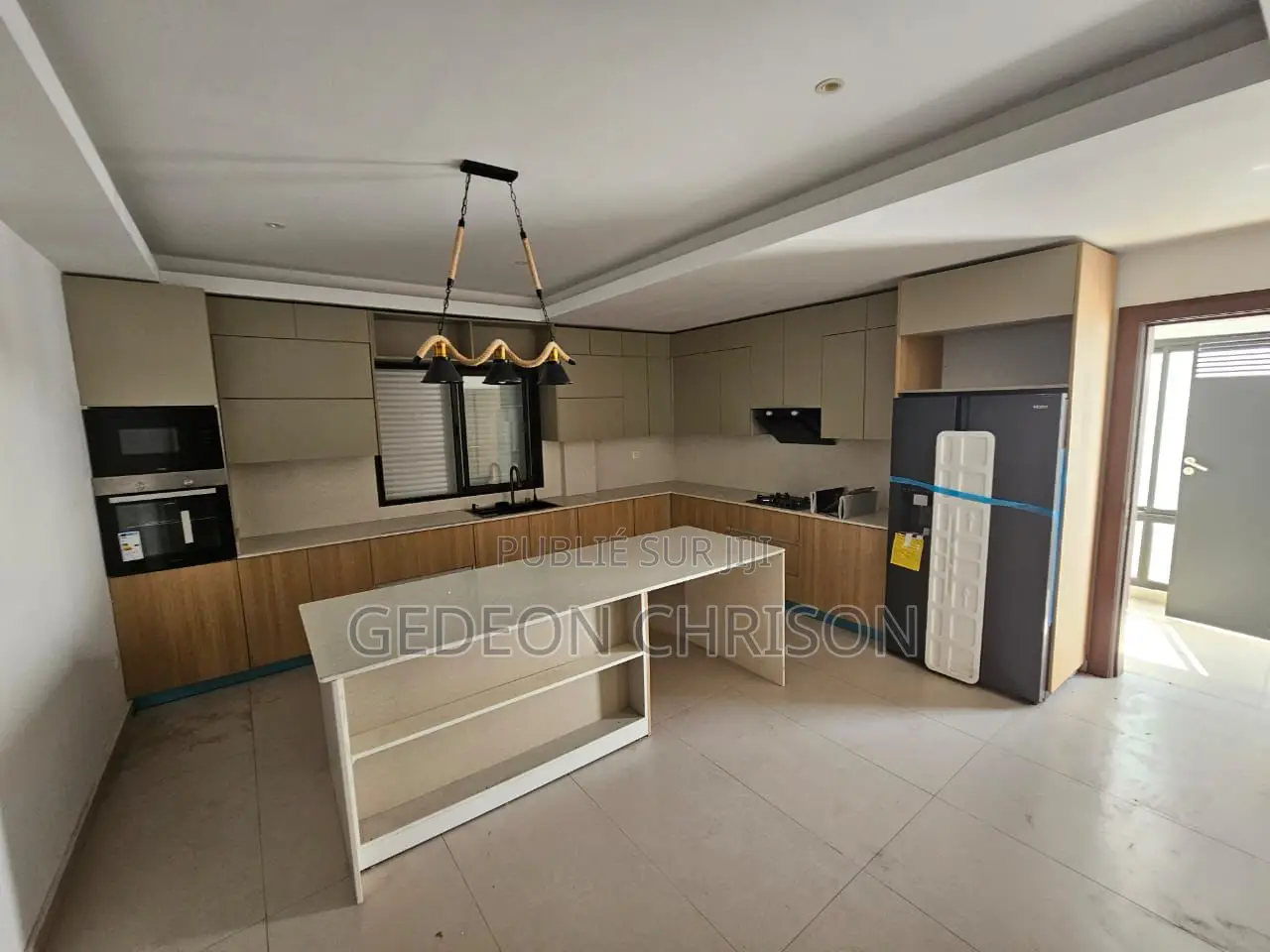 5chbre Villa dans Cocody à Louer