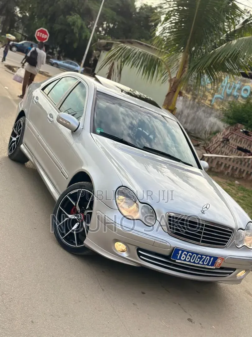 Mercedes-Benz C200 2004 Gris