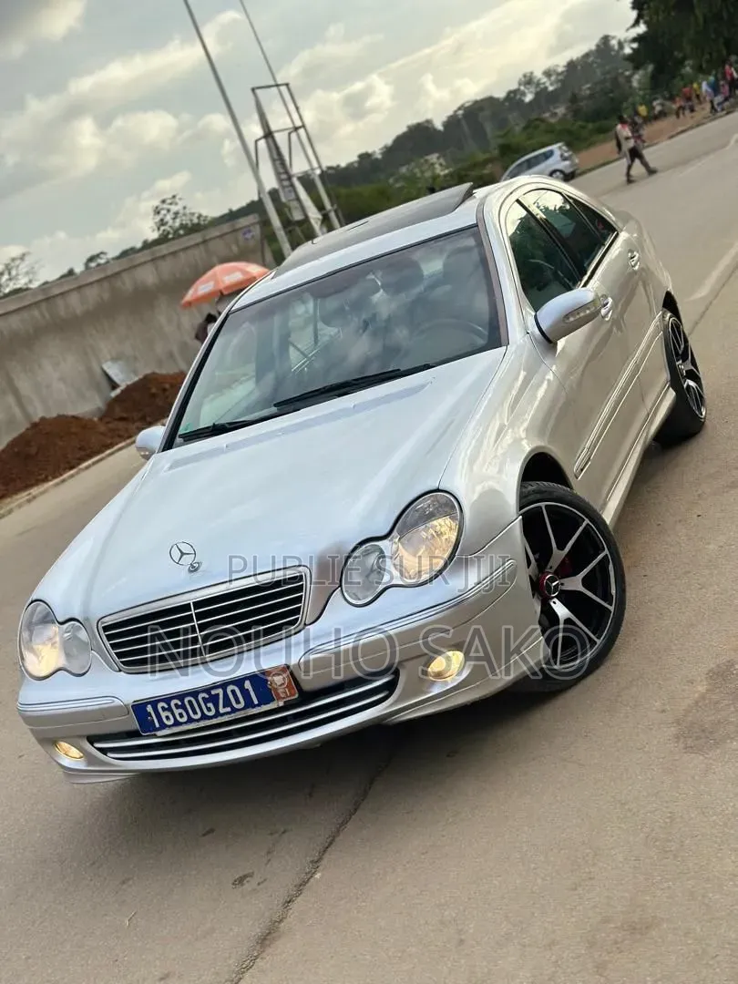 Mercedes-Benz C200 2004 Gris