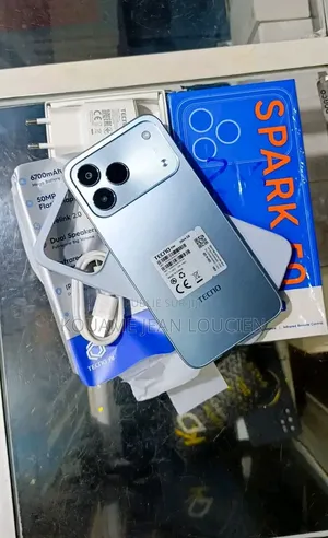 Nouveau Tecno Spark 50 128 GB Gris