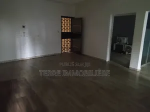 Espace Commercial À Louer