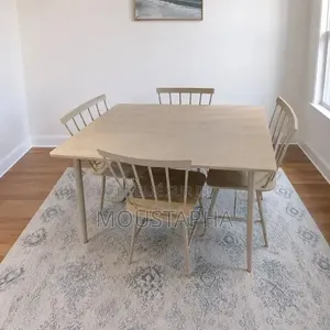 Table À Manger