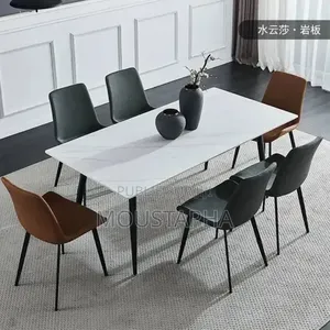 Table À Manger