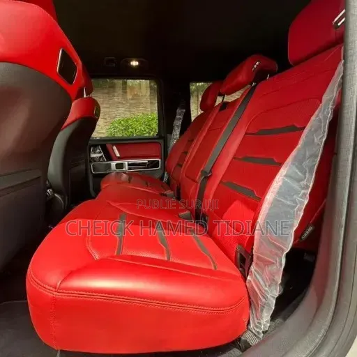 Mercedes-Benz G-Class 2024 Gris