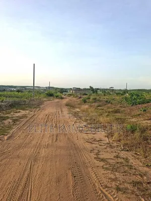 Terrain en Vente a Bonoua