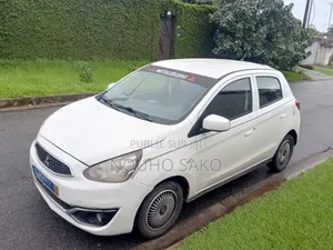 Mitsubishi Spacestar 2016 Blanc