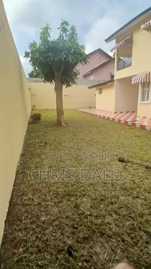 4chbre Duplex dans Dalo Davy Chris, Bingerville à Louer