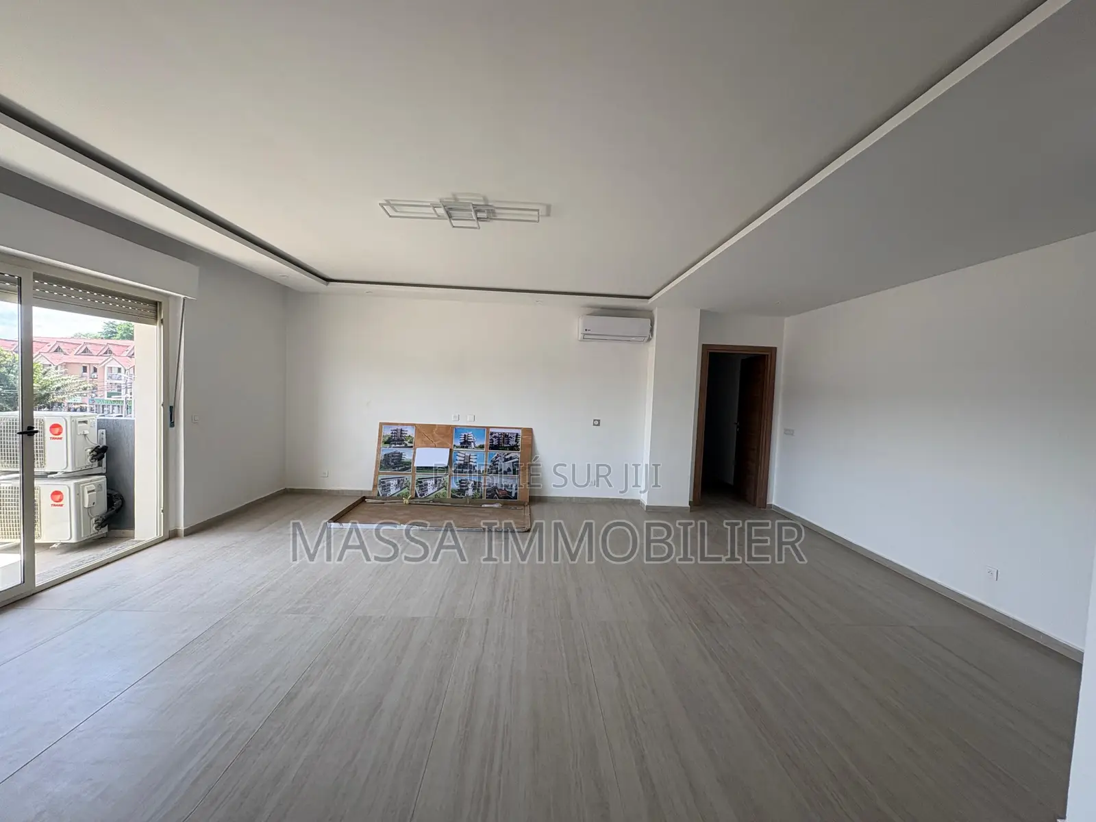 3chbre Appartement dans Massa Immobilier, Cocody à Louer
