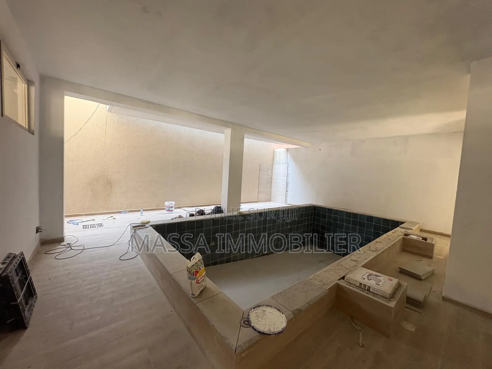 3chbre Appartement dans Massa Immobilier, Cocody à Louer