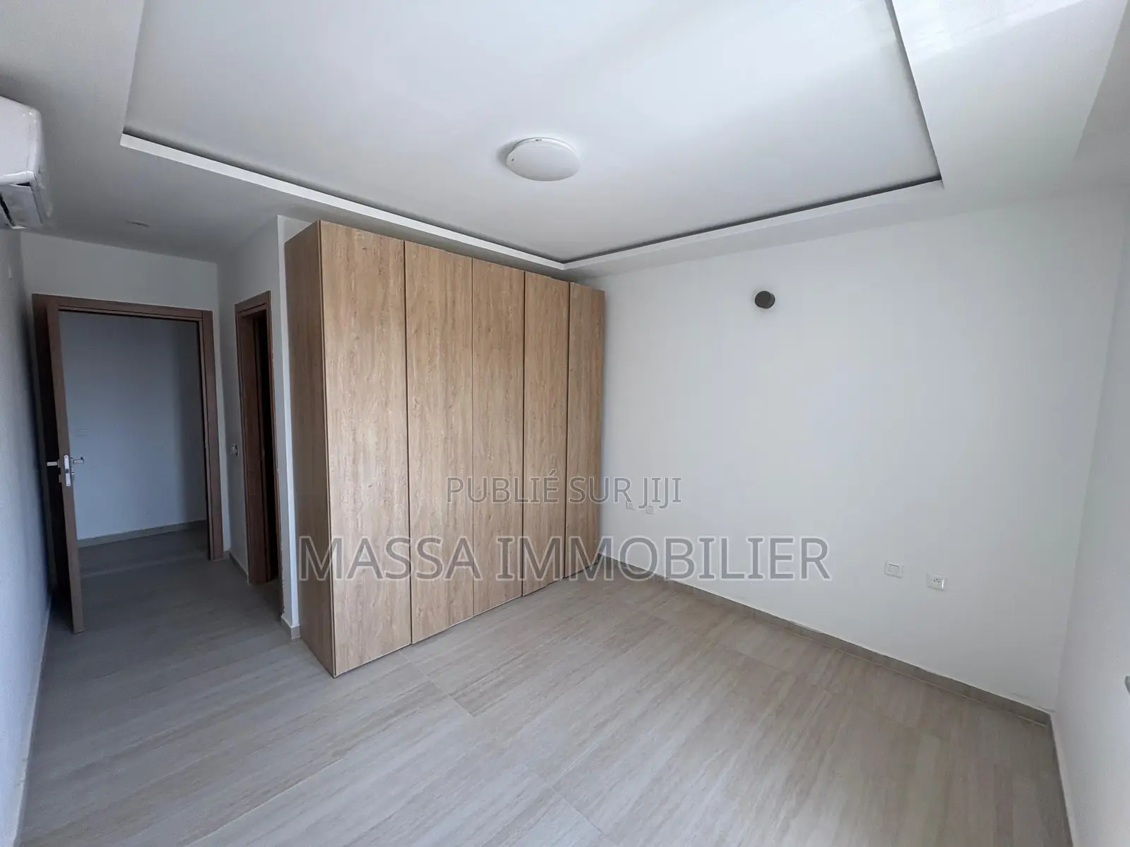 3chbre Appartement dans Massa Immobilier, Cocody à Louer