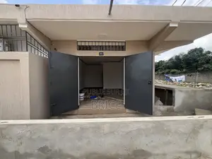 Magasin À Louer