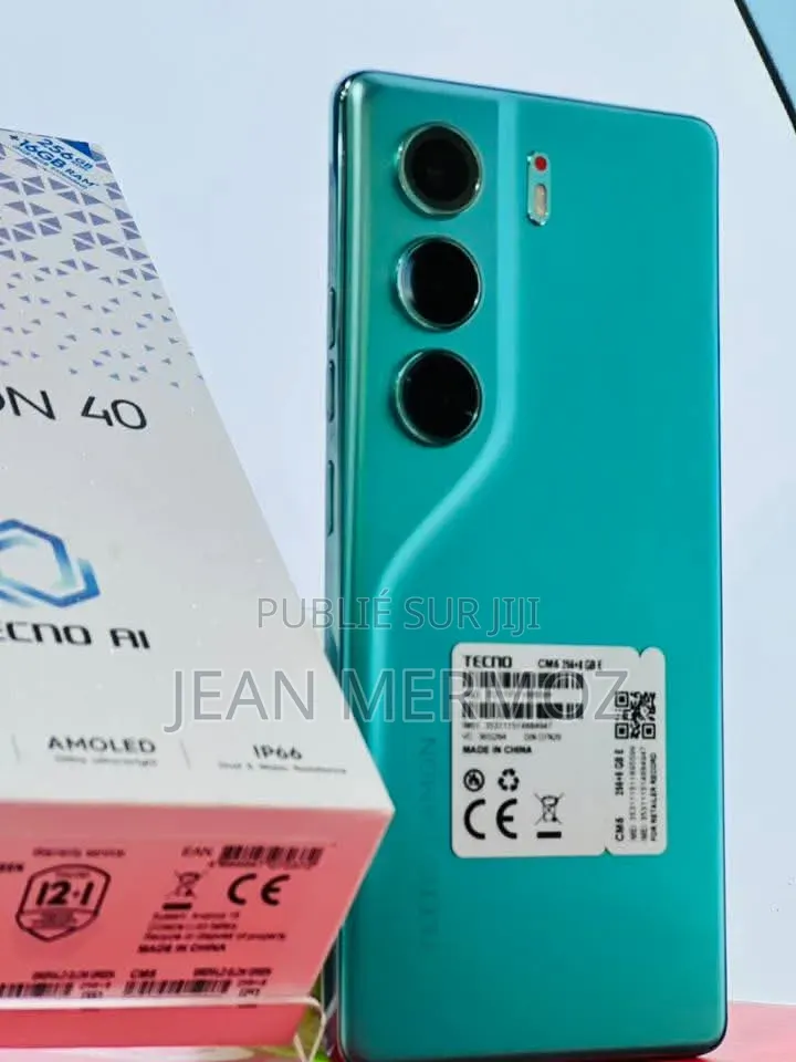 Nouveau Tecno Camon 40 256 GB Bleu