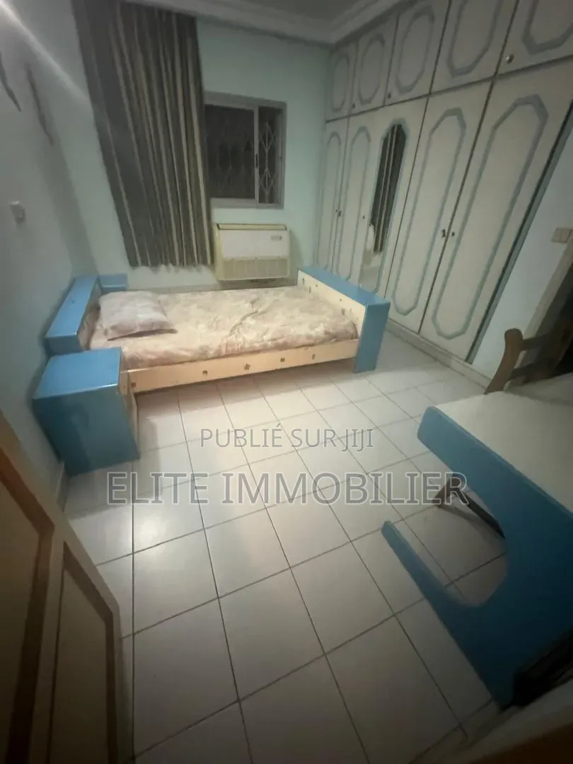 Meublé 14chbre Duplex dans Cocody Angre à Louer