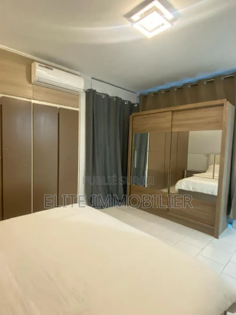 Meublé 3chbre Appartement dans Cocody Riviera Golf à Louer