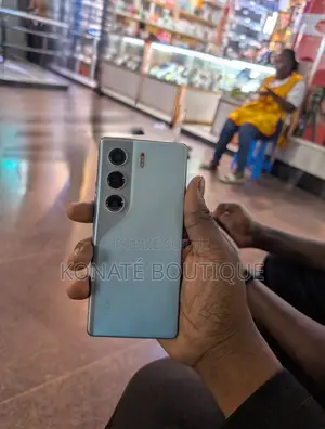 Nouveau Tecno Camon 40 256 GB Blanc