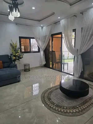 Meublé 9chbre Duplex dans Cocody à Vendre