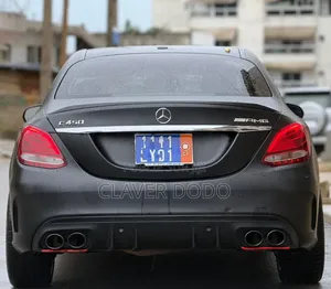 Mercedes-Benz C-Class 2018 Noir