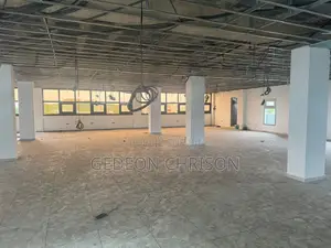 À Louer — Plateaux De Bureaux De 800 M2 | 2 Plateaux Vallon