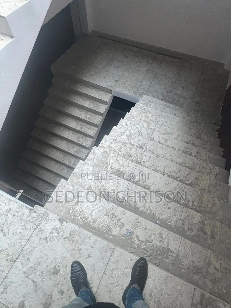À Louer — Plateaux De Bureaux De 800 M2 | 2 Plateaux Vallon
