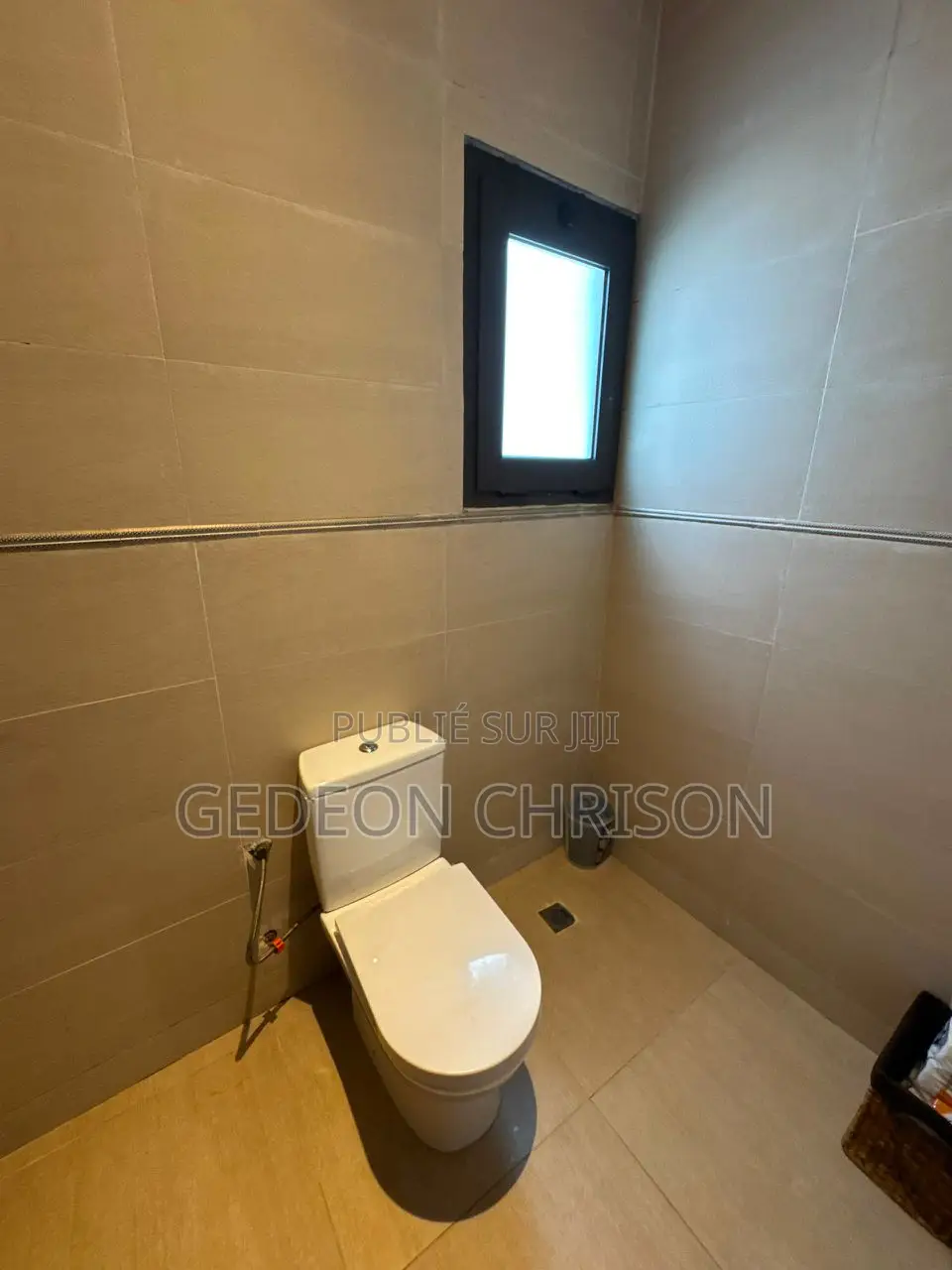 6chbre Villa dans Cocody à Louer