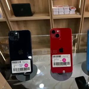 Nouveau Apple iPhone 13 256 GB Rouge