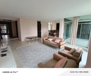 Meublé 4chbre Appartement dans Francis Gweh, Cocody à Louer