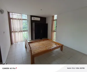 Meublé 4chbre Appartement dans Francis Gweh, Cocody à Louer