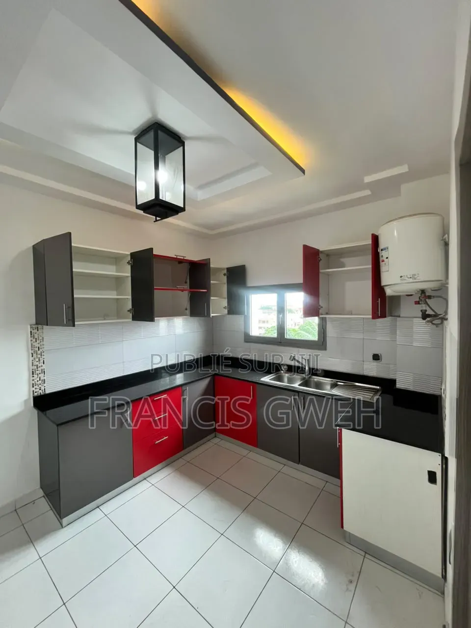 2chbre Appartement dans Francis Gweh, Cocody à Louer