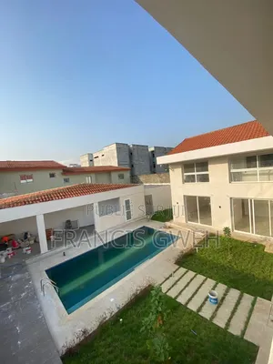 6chbre Duplex dans Francis Gweh, Cocody à Louer