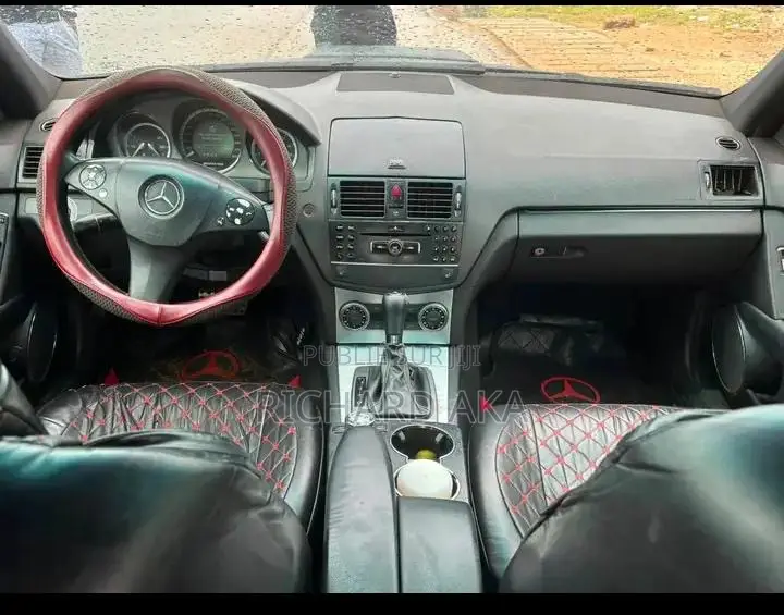 Mercedes-Benz C300 2008 Noir