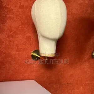 Mannequin Tête Pour Perruque Et Autres