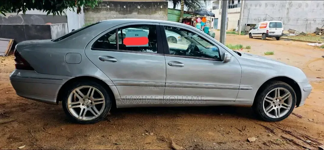 Mercedes-Benz C200 2001 Gris