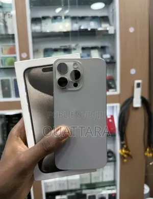 Nouveau Apple iPhone 15 Pro Max 256 GB Blanc