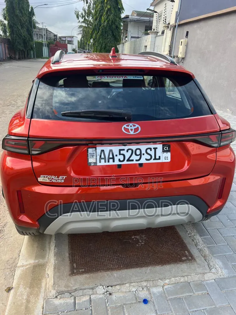 Toyota Starlet 2025 Rouge