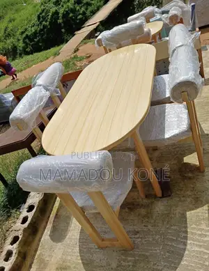 Table À Manger  [Hidden Information]
