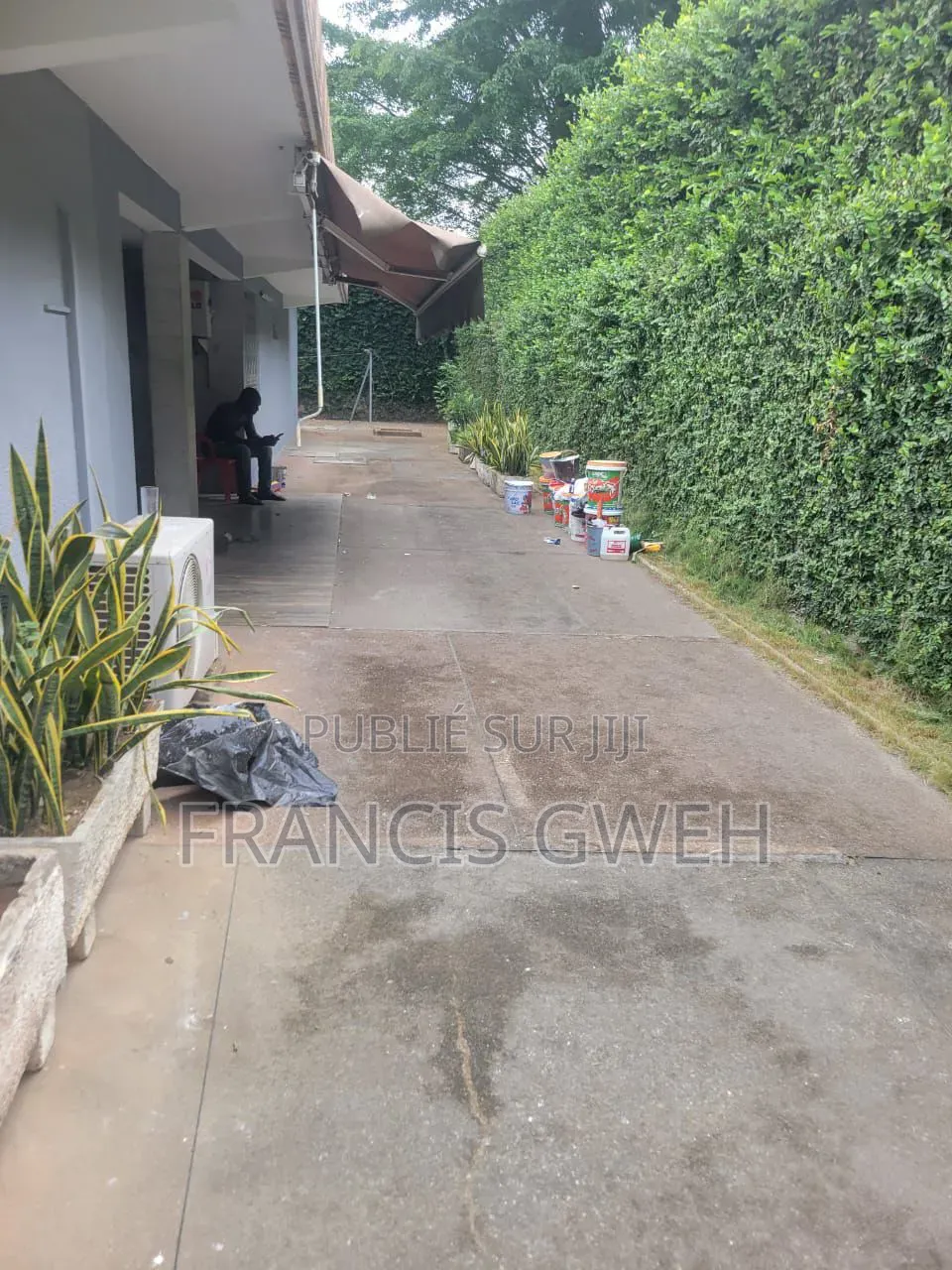 4chbre Villa dans Francis Gweh, Cocody à Louer