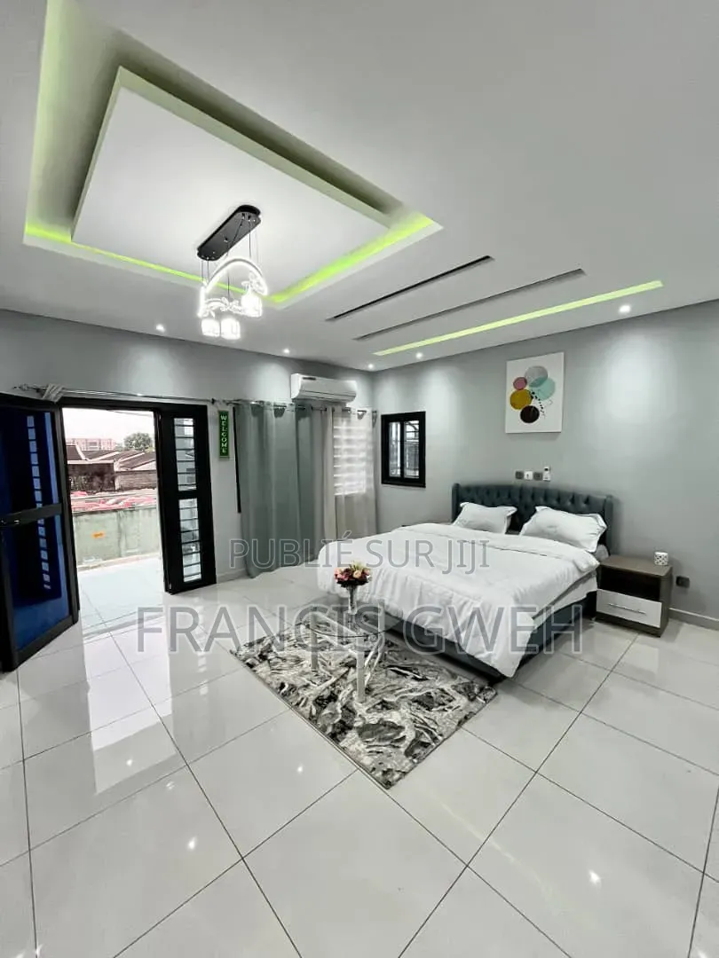Meublé 6chbre Duplex dans Francis Gweh, Cocody à Vendre