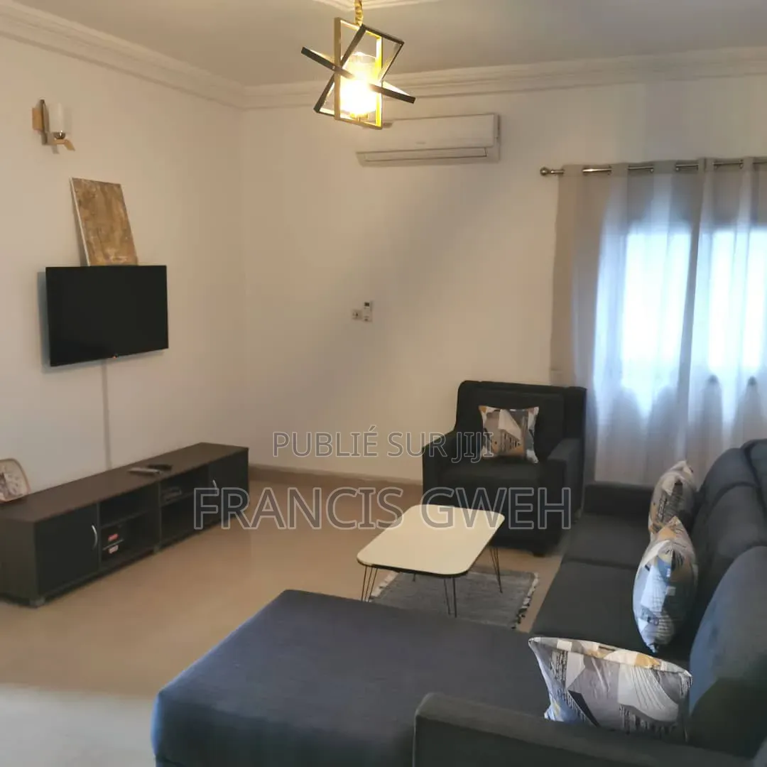 Meublé 1chbre Appartement dans Francis Gweh, Cocody à Louer