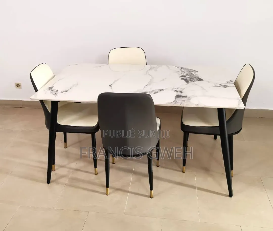 Meublé 1chbre Appartement dans Francis Gweh, Cocody à Louer