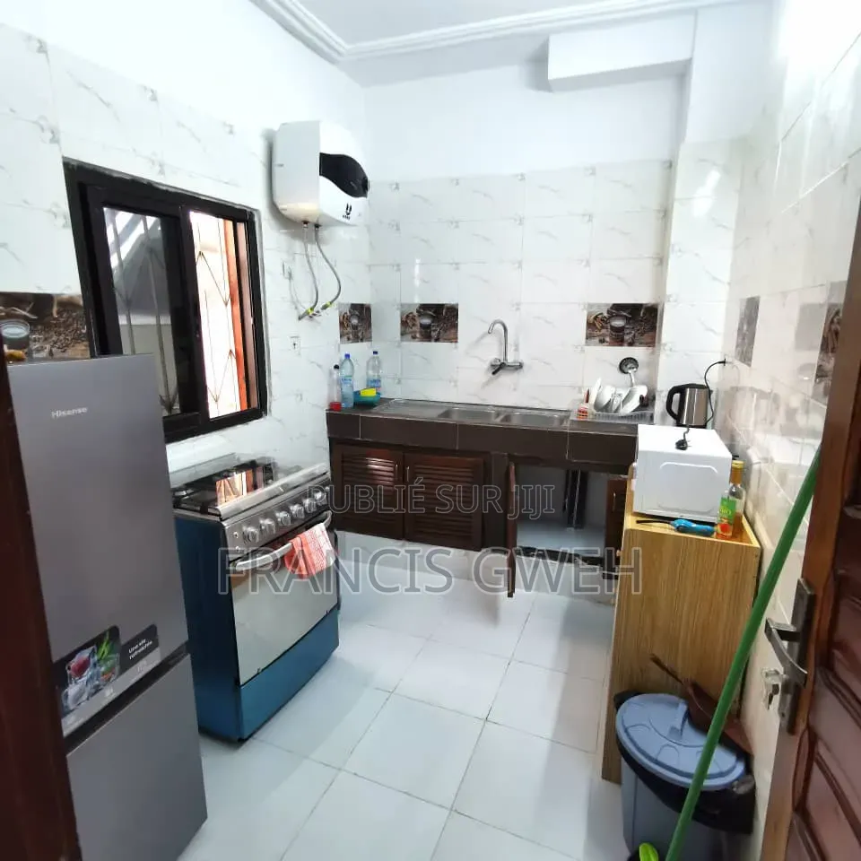 Meublé 1chbre Appartement dans Francis Gweh, Cocody à Louer