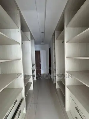 2chbre Appartement dans Cocody à Louer