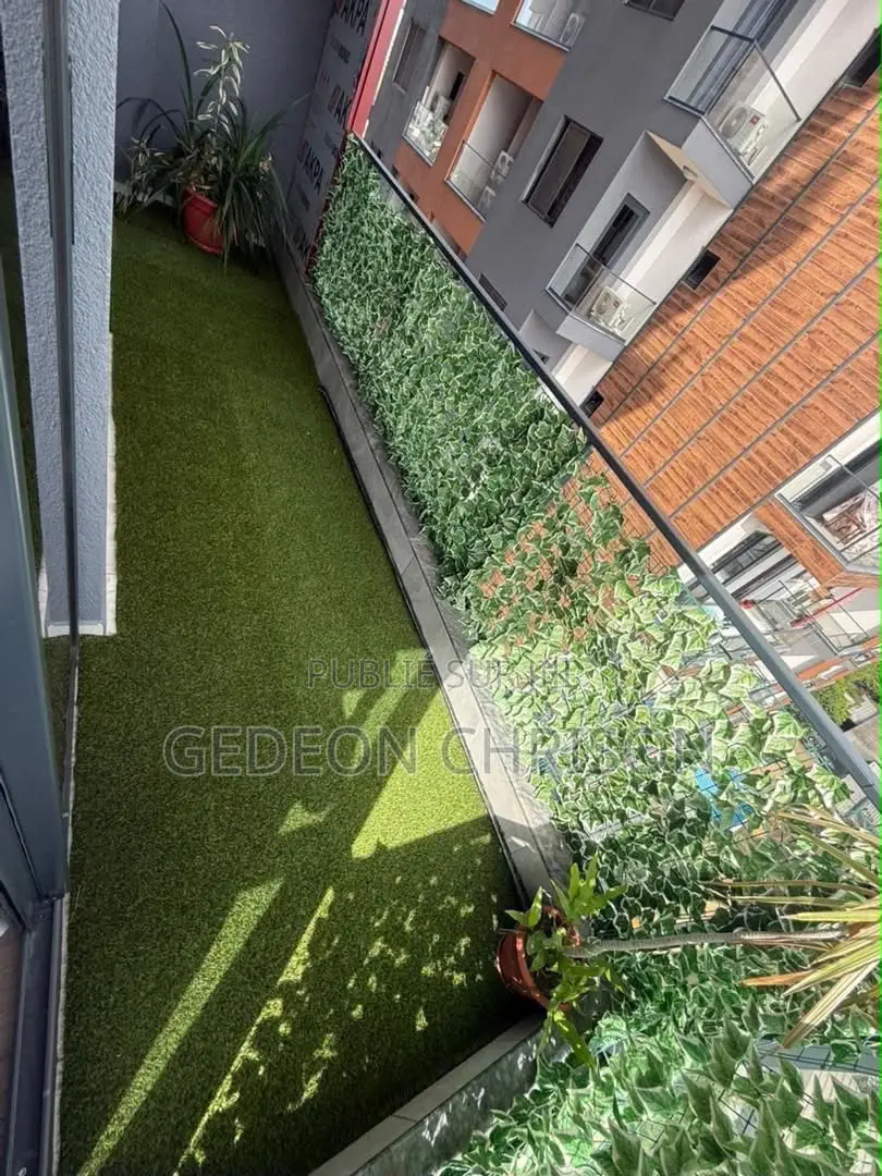 Meublé 4chbre Appartement dans Marcory à Vendre