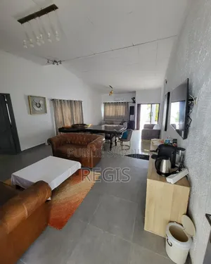 Meublé 3chbre Villa dans Meublée, Cocody à Louer