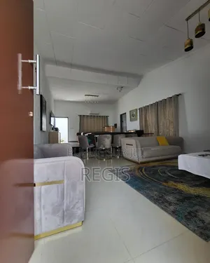 Meublé 3chbre Villa dans Meublée, Cocody à Louer